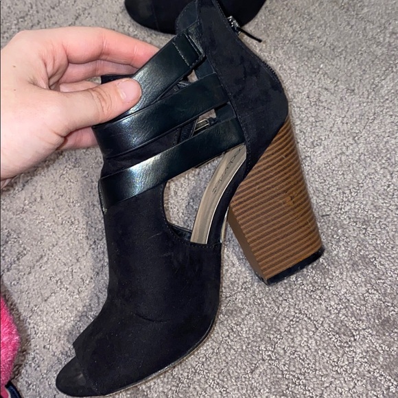 Booties - Picture 4 of 8